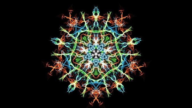 女朋友坚决拒绝母乳，我希望就一次行母乳喂养被指责我不顾她的痛苦，我真的很过分吗？